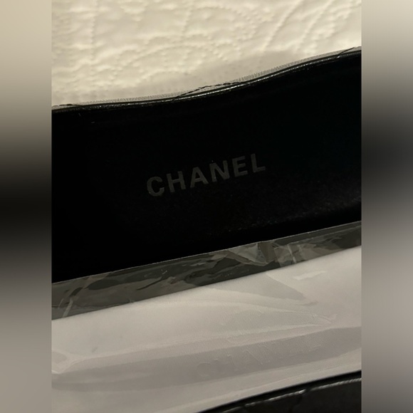 CHANEL sunglasses - Picture 5 of 7